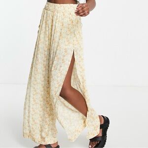 Hollister Floral Yellow Side Slit Wide Leg Pants